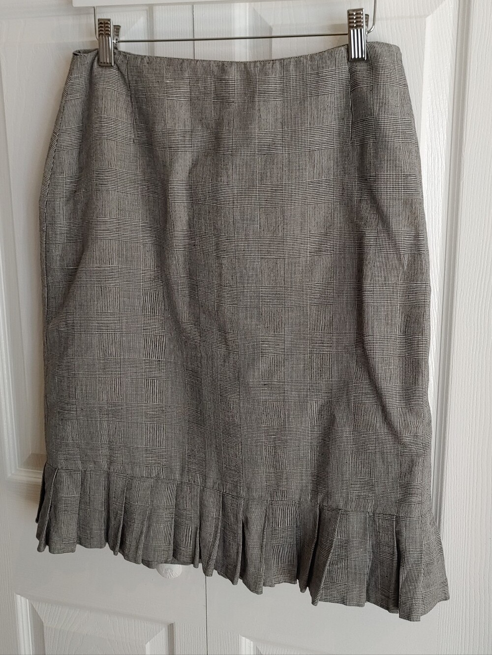 Nougat London Linen Grey Plaid Pleated Ruffle Pencil Skirt. Size 2